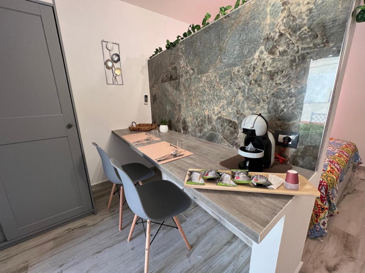 Апартаменти Loft Con Terrazzo A Livello Stazione Лечче Екстер'єр фото