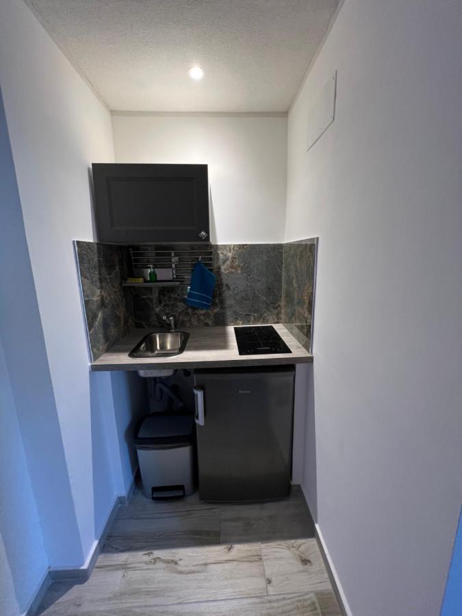 Апартаменти Loft Con Terrazzo A Livello Stazione Лечче Екстер'єр фото